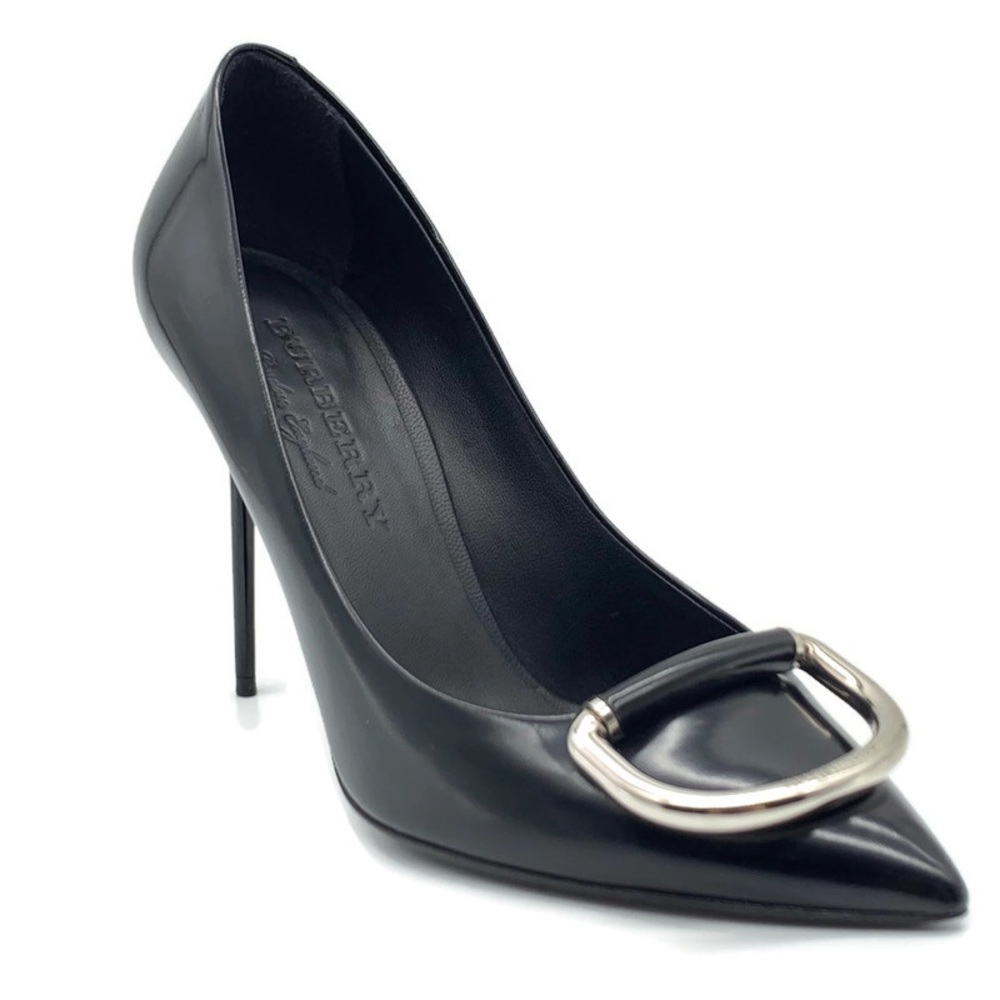 BURBERRY Flanagan Pointed Toe Pump in Black Leather